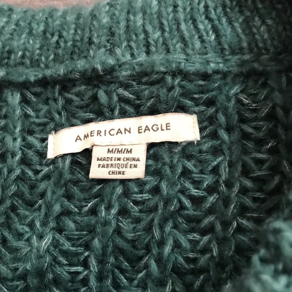 American Eagle chunky cable knit sweater size medium - Picture 4 of 6
